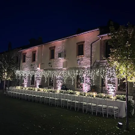 Nocleg ze śniadaniem Tenuta Il Galletto 4*
