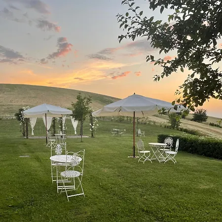 Tenuta Il Galletto B&B 카살레몬페라토